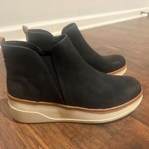 Blowfish Malibu wedge sneaker boots